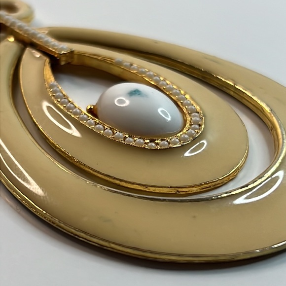 ART Signed Oversized Pendant - Picture 5 of 12